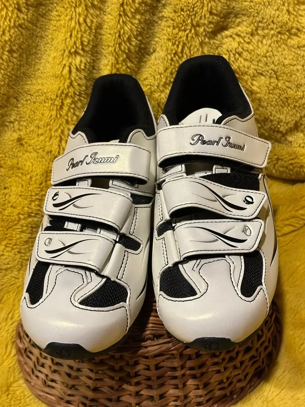 Pearl Izumi Women's Size 40 All Road V2 Bonded Nylon Cycling MTB Shoes spinning